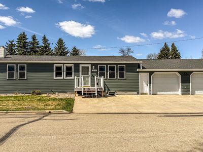 212 1st St N, Wilton, ND, 58579