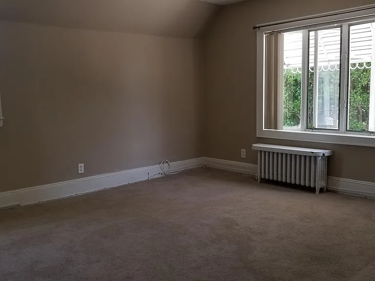683 Avenue E #2 — Photo 2