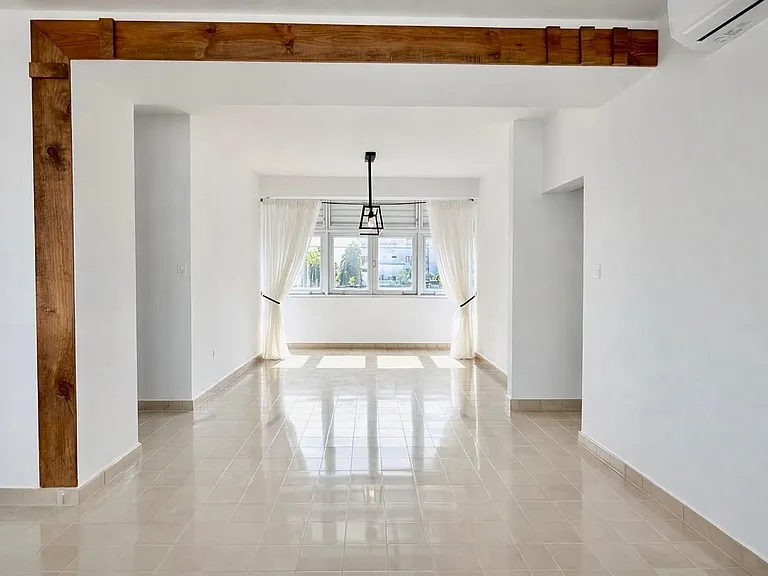 658 Calle Central #1 — Photo 5