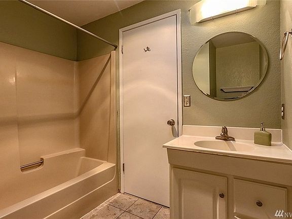 4th image of 7270 E Manchester Ct