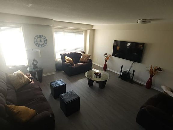 4th image of 24 Burnsborough St