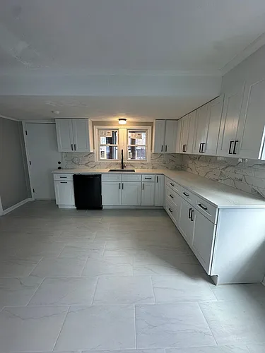 177 Hart St Photo 1