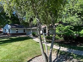 144 W Maryknoll Rd — Photo 4
