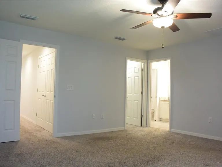 1213 Grantham Dr — Photo 25