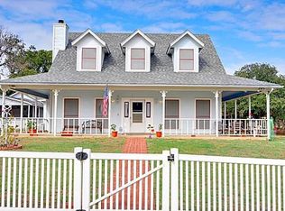 5791 Woodcrest Dr, Fort Worth, TX 76140