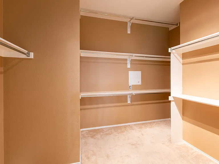 11259 Blackhawk Dr — Photo 26