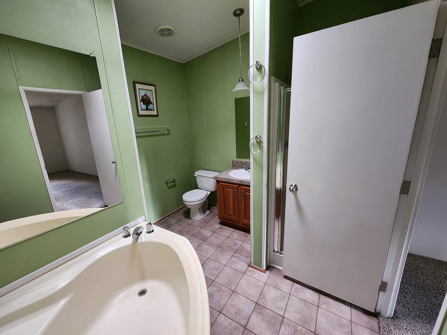 3 bed, 1276 sqft, $2,200 — Photo 3