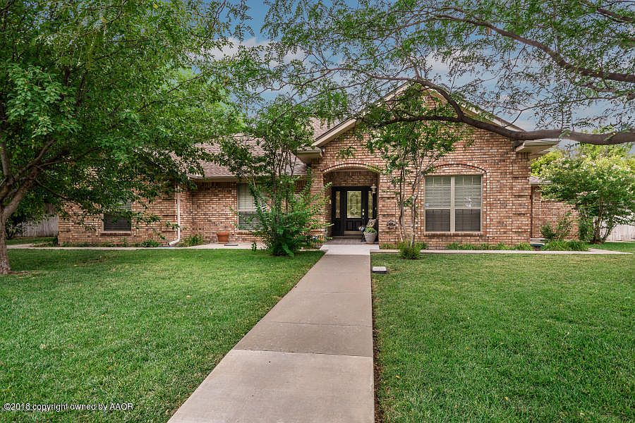 1st image of 2613 Hawthorne Dr