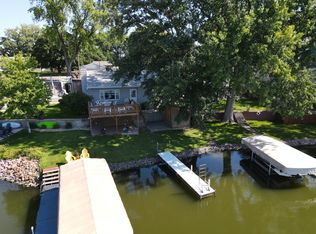 185 S Harmon Dr, Mitchell, SD 57301