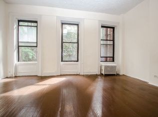 302 E 50th St APT 3A, New York, NY 10022