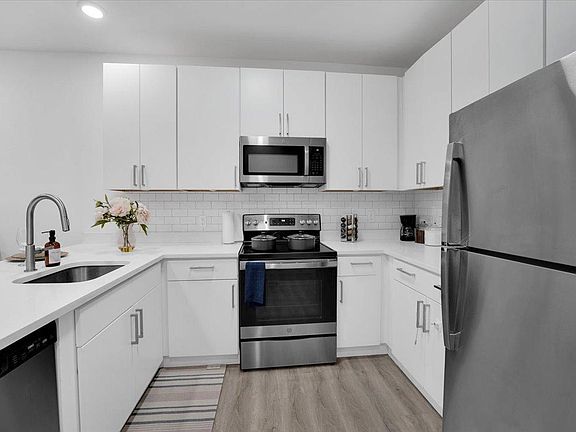 5th image of 1147 Stuyvesant Ave
