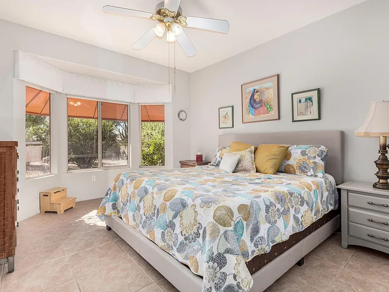 16215 W Desert Winds Dr — Photo 10