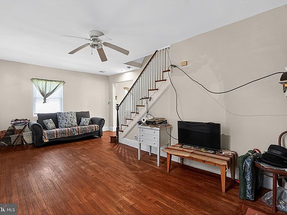 4th image of 5201 Varnum St
