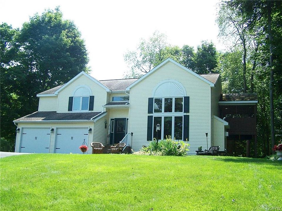 1st image of 970 Walden Pond Ln