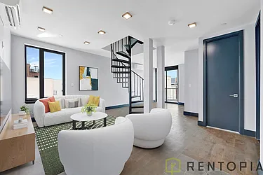 475 Grand Street, #306