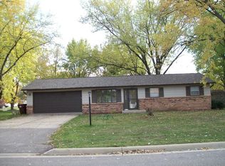 1109 Heron Dr, Machesney Park, IL 61115