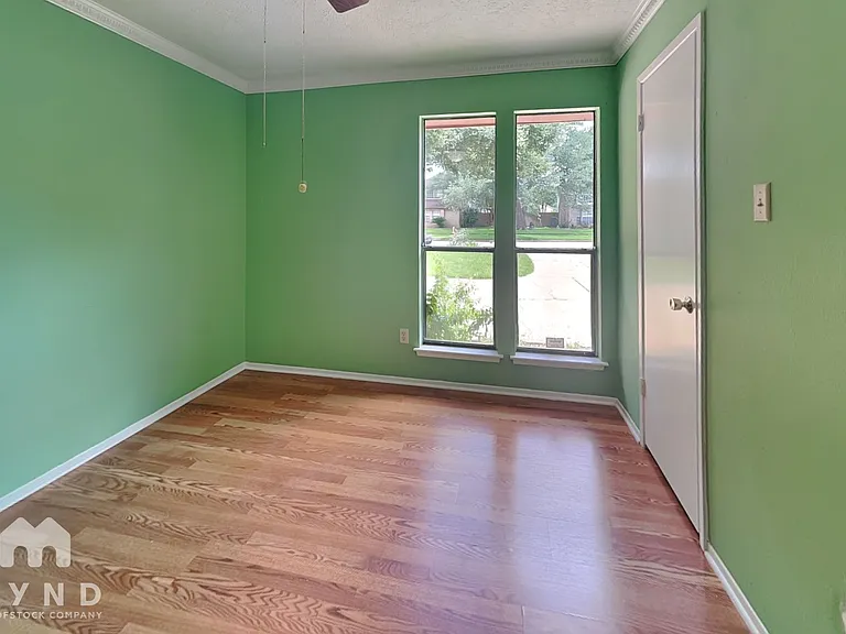 21702 Park York Dr — Photo 14