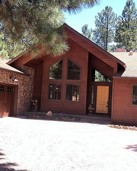 2nd image of 1321 Little Leaf Ln