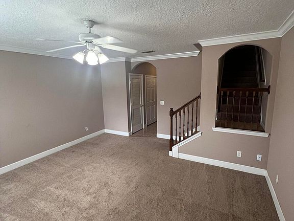 2nd image of 1885 LAGO DEL SUR Drive