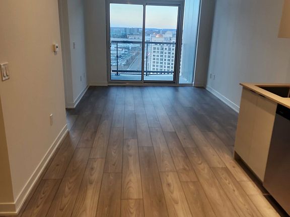 2nd image of 2901 Rutherford Rd #2915