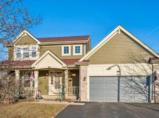 821 Red Barn Ln, Elgin, IL 60124