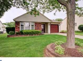 18 Fernwood Ct, Columbus, NJ 08022