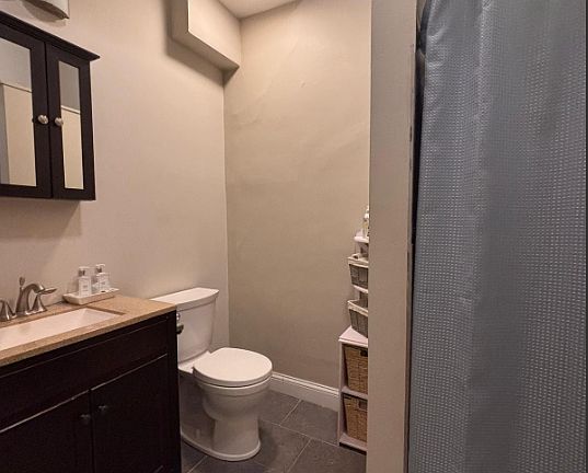 5th image of 39 Bay State Rd APT 5F