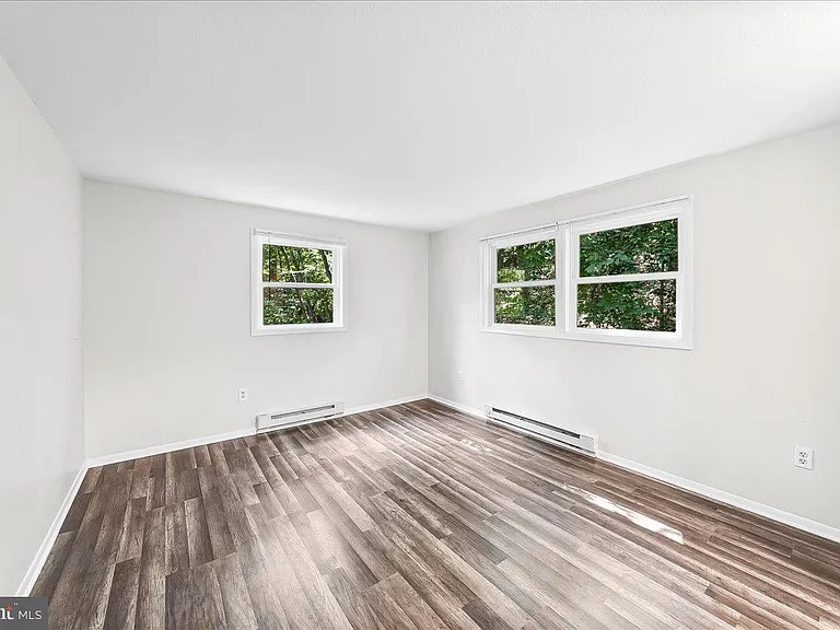 436 Spackman Ln — Photo 10