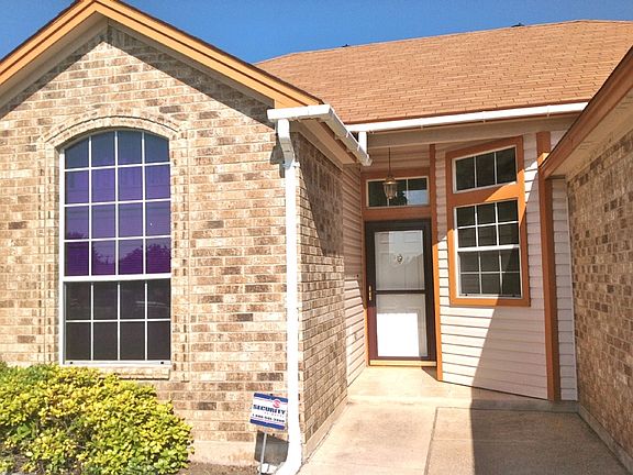 5th image of 3505 Carpet Ln