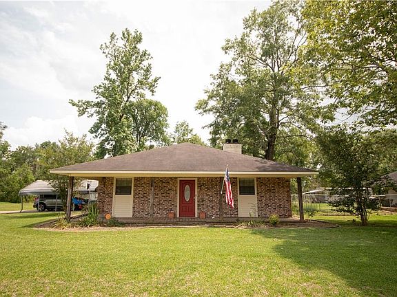 2nd image of 56 Bayou Oaks Dr