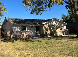 1516 Debbie Dr, Plano, TX 75074