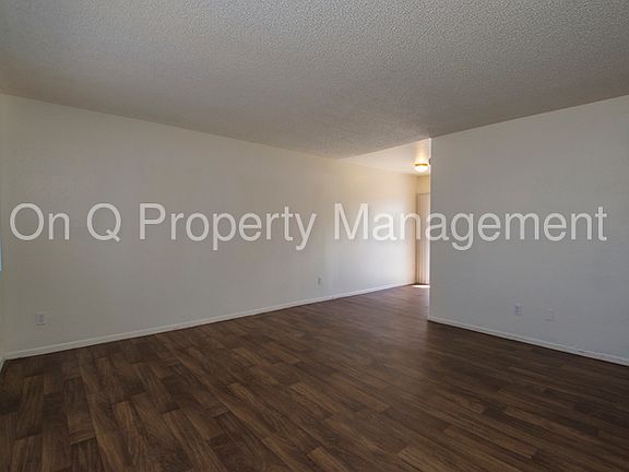 4th image of 2201 W Belmont Ave APT 2