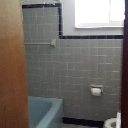 3rd image of 169 Maple St