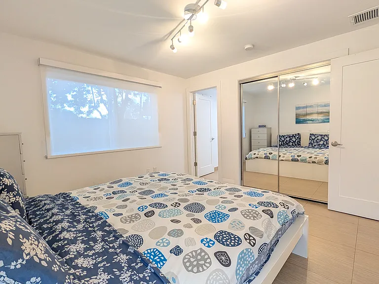 4324 N Ocean Dr #2 — Photo 8