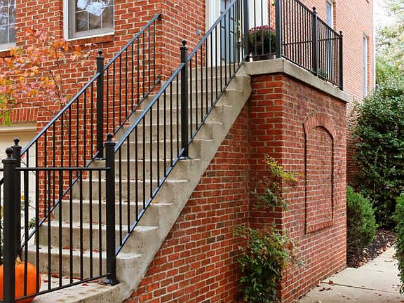 3rd image of 10547 James Wren Way