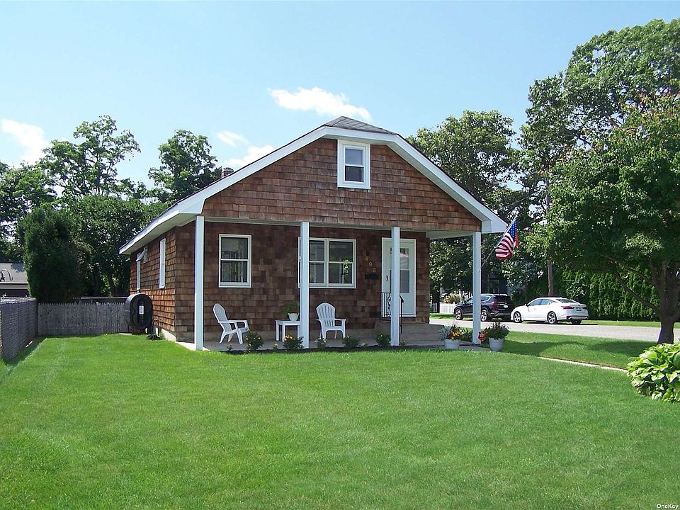 1st image of 498 Gillette Ave