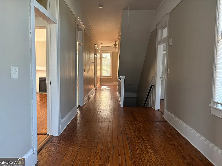 836 E Henry St #C — Photo 10