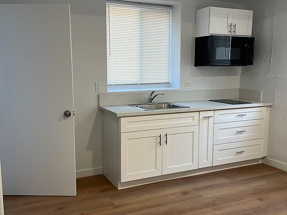 2nd image of 1420 Alvarado Ter #13