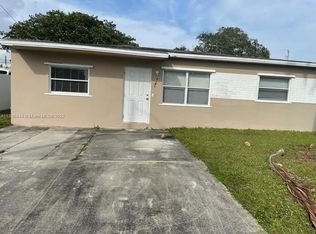 4141 SW 38th St, Hollywood, FL 33023