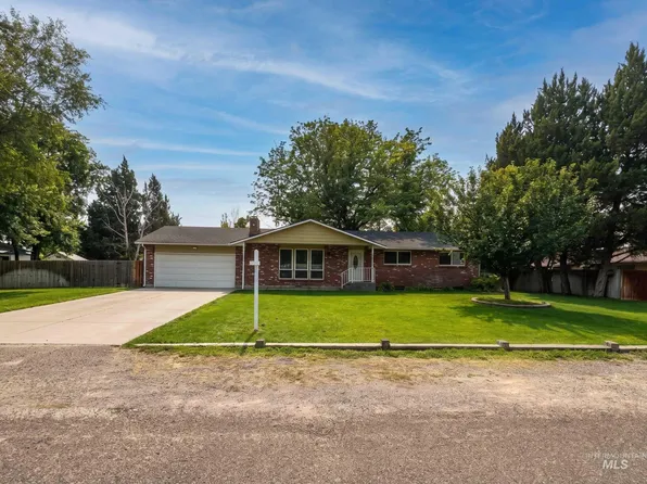 2819 Shamrock Ave, Nampa, ID 83686