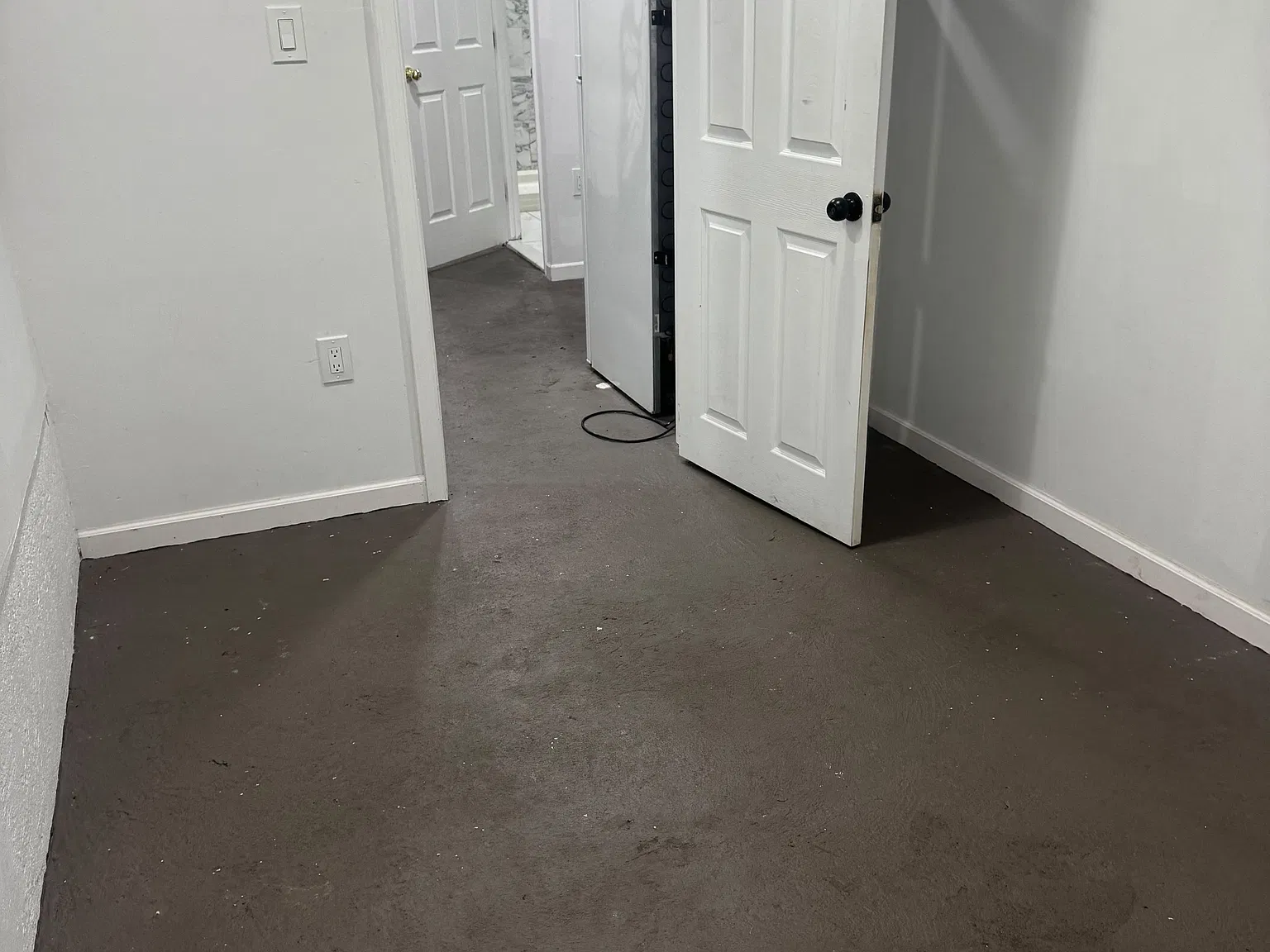 2 bed, $650 — Photo 2