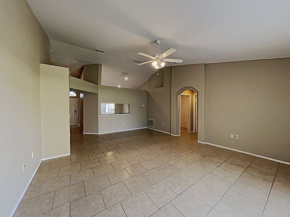 4th image of 612 Terranova Dr