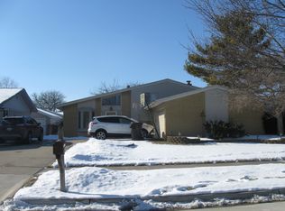 4846 Clark Ct, Trenton, MI 48183