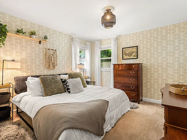 6 Elwyn Rd — Photo 21