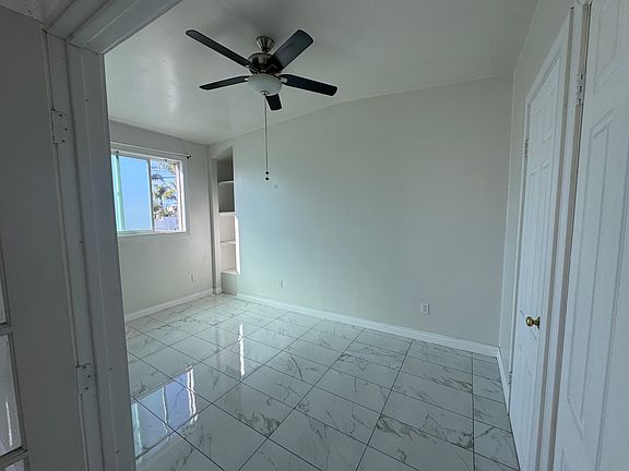 5th image of 3109 Clay Ave #1/2