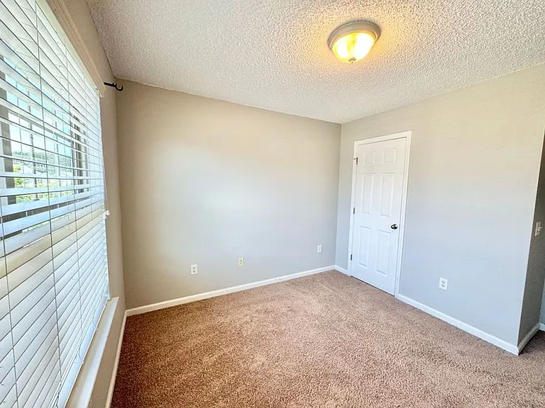 585 Canyon Oak Loop — Photo 16