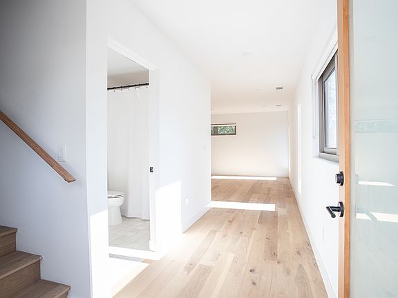 3rd image of 368 N Avenue 53 #3/4