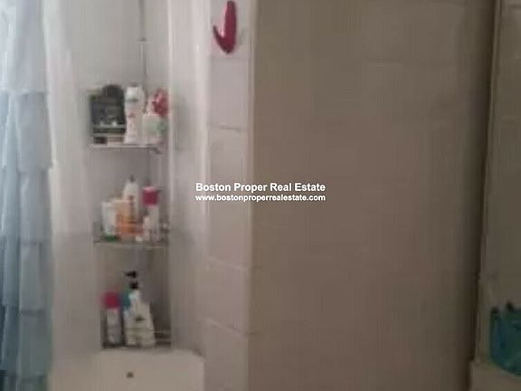 26 Hemenway St. #7 Boston - Fenway Unit Photo 5 (1)