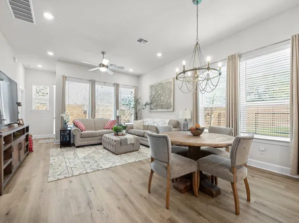 144 Monterey Oak Trl, Georgetown, TX 78628