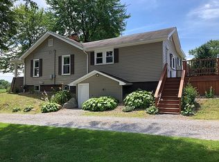 17386 Harrisburg Westville Rd, Beloit, OH 44609